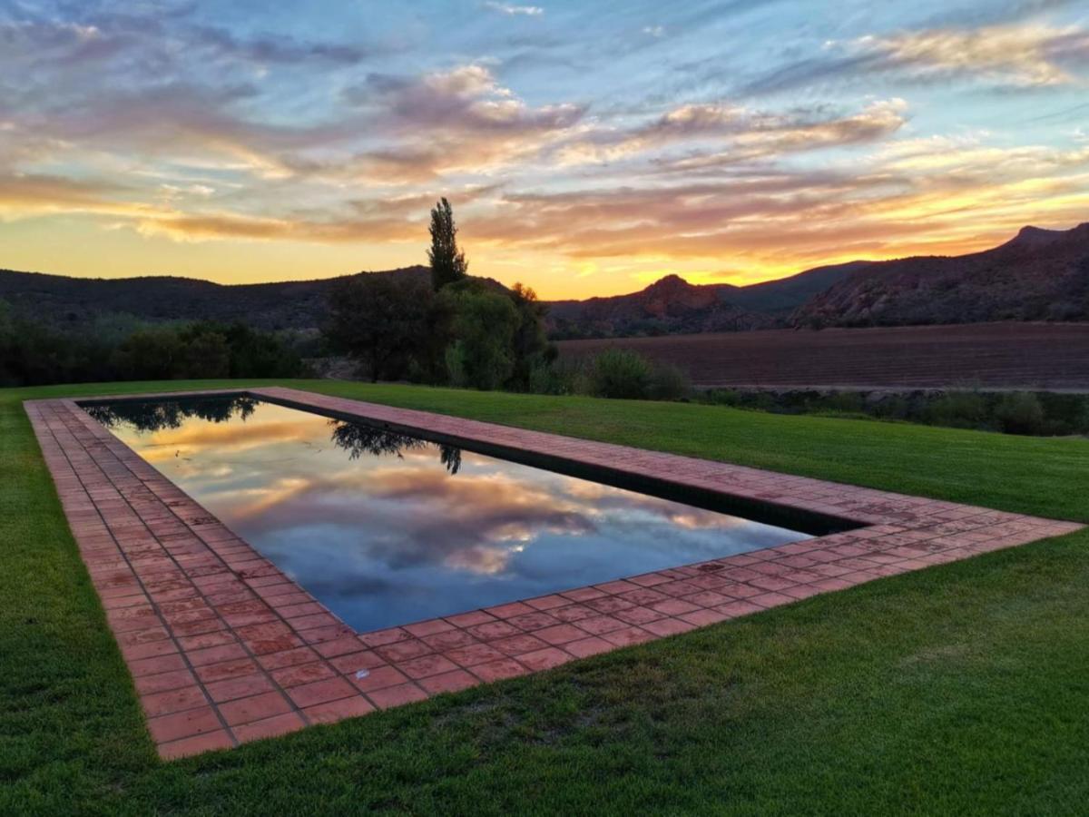 Red Mountain Ridge Karoo Oasis And Guest Farm Apartment Buffelskloof ภายนอก รูปภาพ