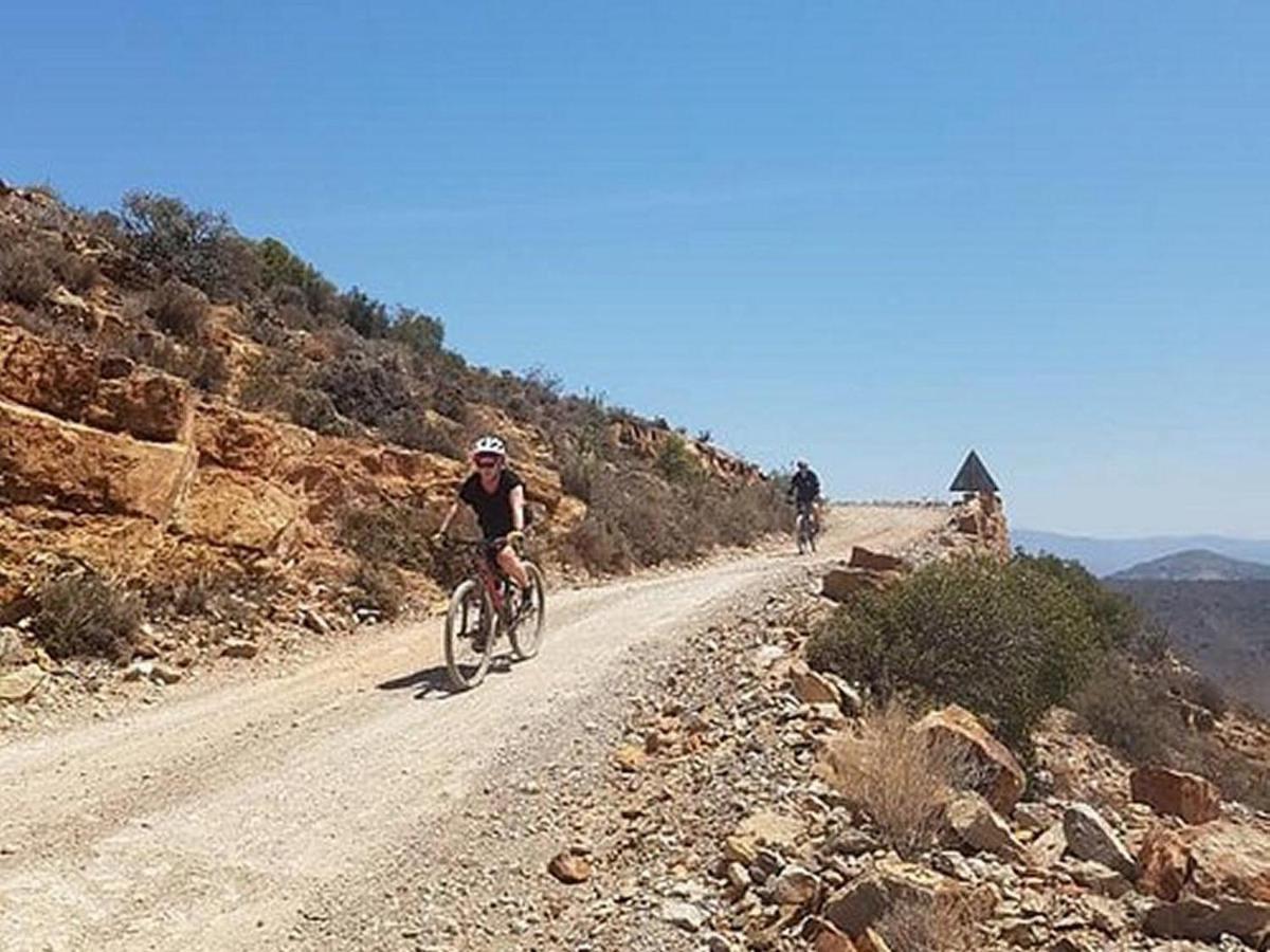 Red Mountain Ridge Karoo Oasis And Guest Farm Apartment Buffelskloof ภายนอก รูปภาพ
