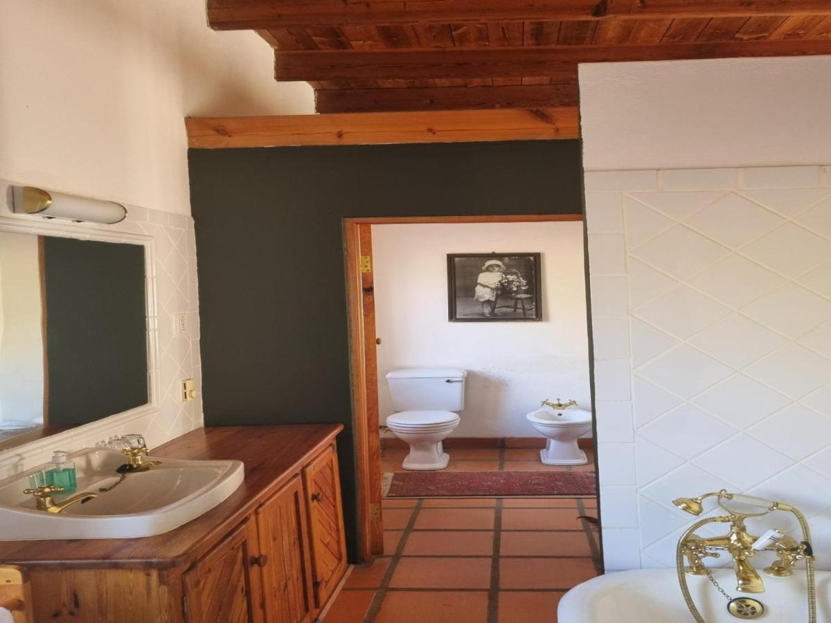 Red Mountain Ridge Karoo Oasis And Guest Farm Apartment Buffelskloof ภายนอก รูปภาพ